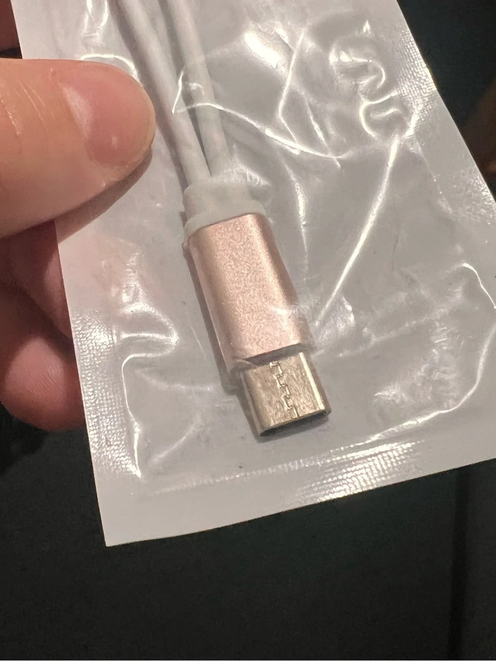 Rose Gold 3.5mm Headphone Adapter Y-Splitter for USB-C